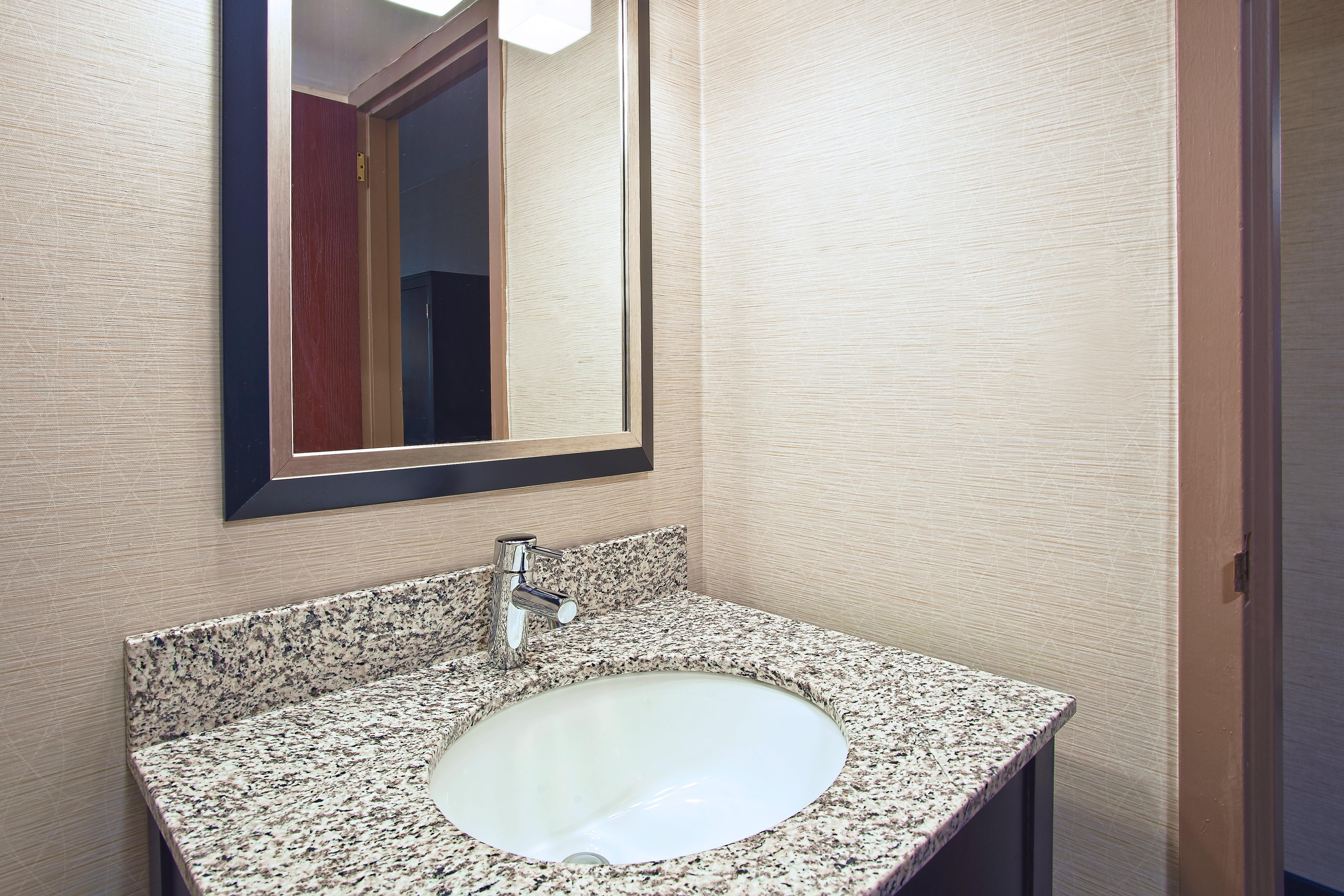 Holiday Inn Express And Suites Pittsburgh West Mifflin, An Ihg Hotel מראה חיצוני תמונה