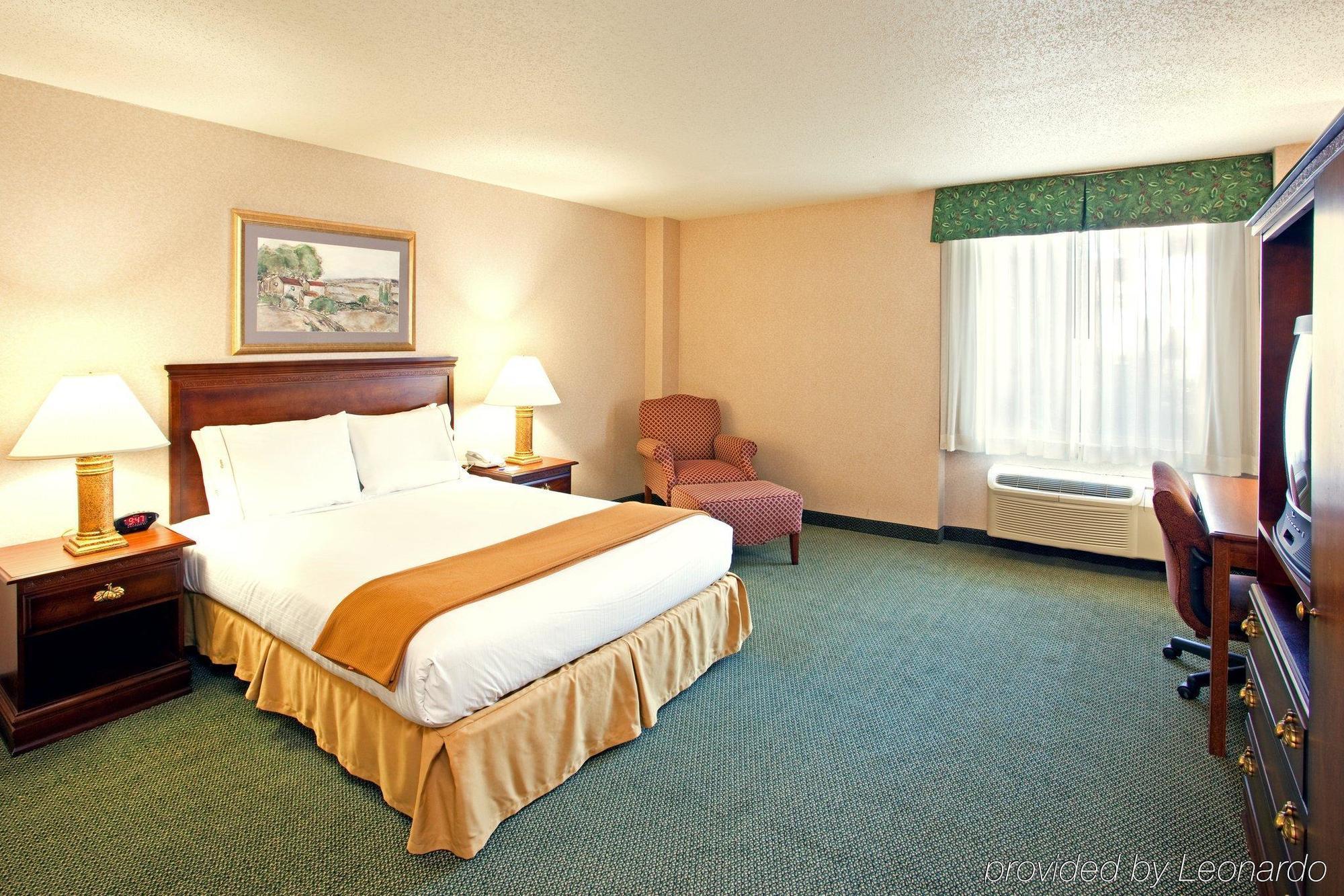 Holiday Inn Express And Suites Pittsburgh West Mifflin, An Ihg Hotel מראה חיצוני תמונה