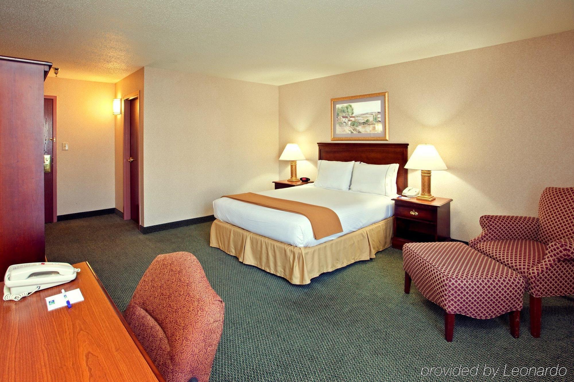 Holiday Inn Express And Suites Pittsburgh West Mifflin, An Ihg Hotel מראה חיצוני תמונה